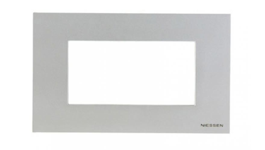 Рамка итальянского стандарта на 4 модуля, серия Zenit, цвет серебристый0