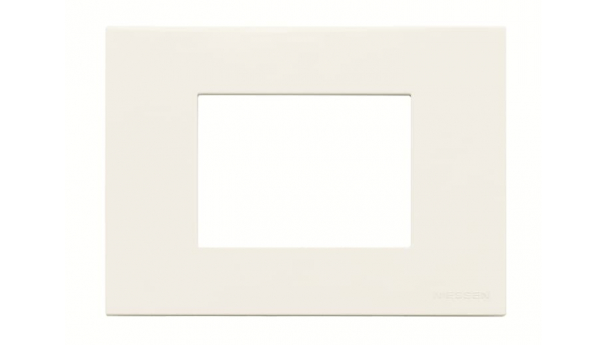 Рамка итальянского стандарта 3M, 3-модульная, базовая, серия Zenit, цвет альпийский белый0